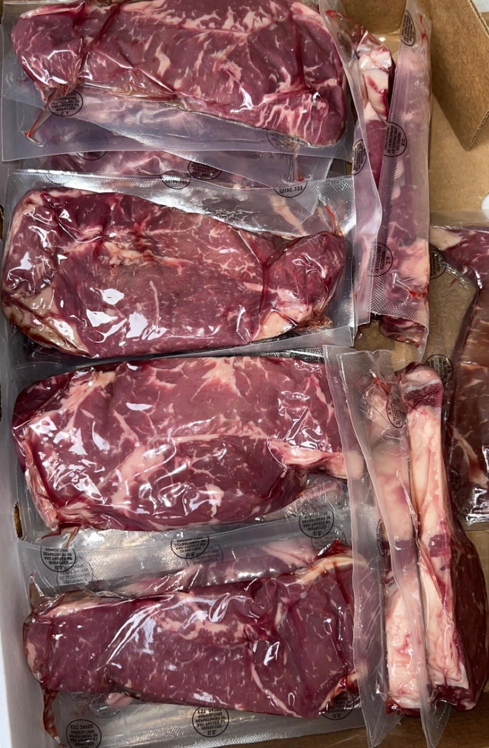 8oz Vein Steaks - Martinelli Meats LLC