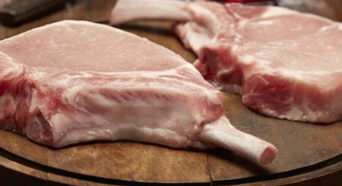 12oz Frenched Hotel-Style Pork Chops - Martinelli Meats LLC